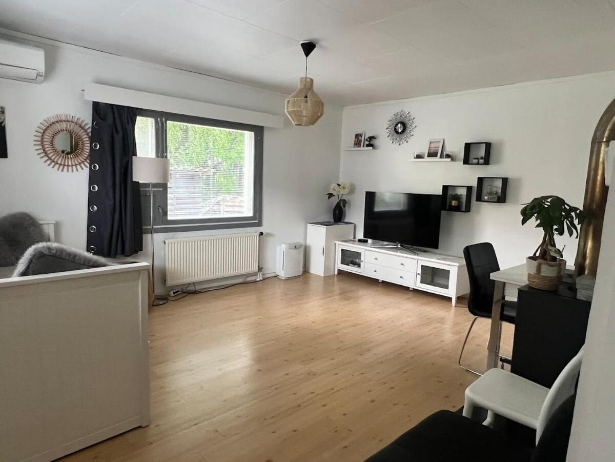 Sunny Nest 1 Apartment วาซา ภายนอก รูปภาพ