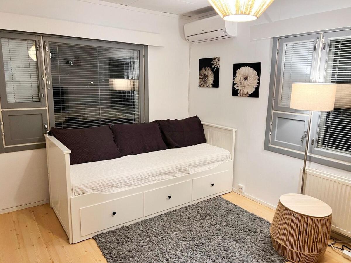 Sunny Nest 1 Apartment วาซา ภายนอก รูปภาพ